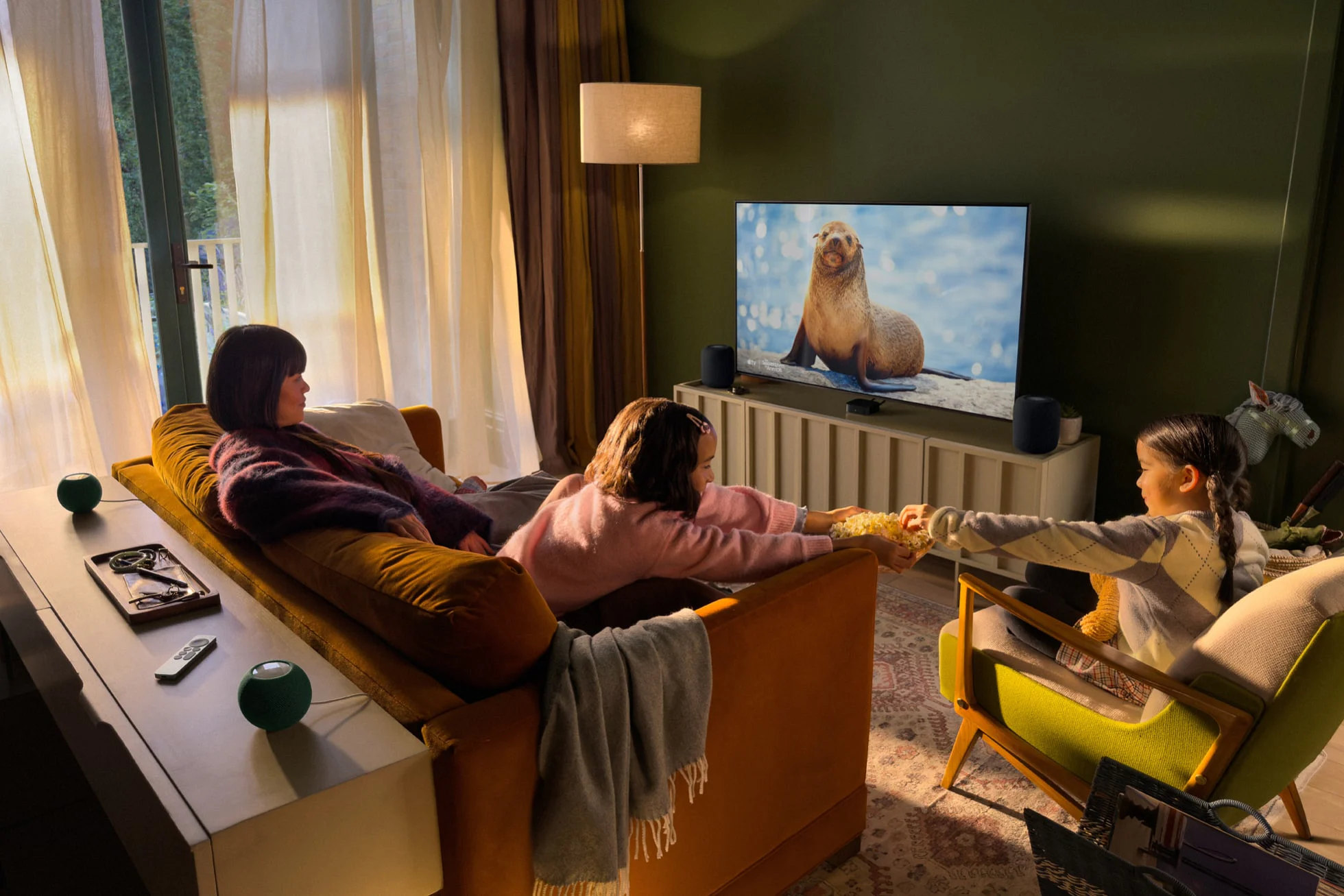 Apple 发布新款 Apple TV 4K,加入 Siri AI:官方产品图片 3