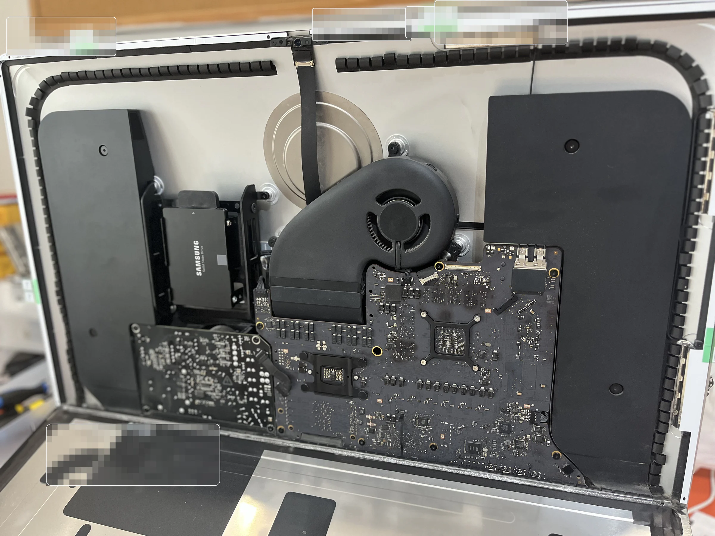 iMac SSD 升级后的内部固定检查