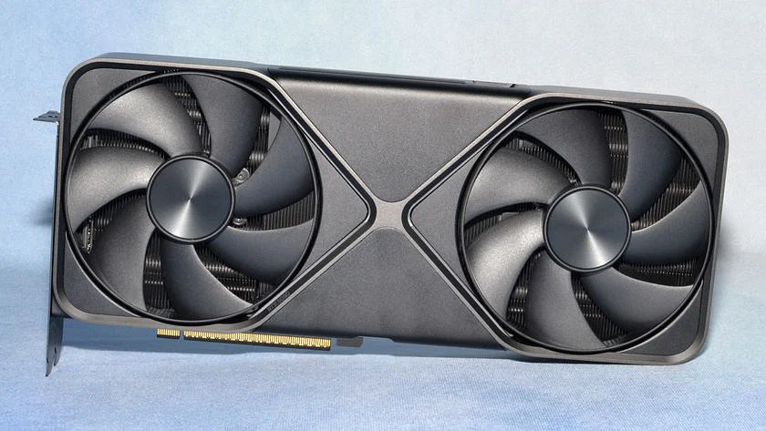 Nvidia GeForce RTX 5090 Founders Edition 卡照片和拆箱