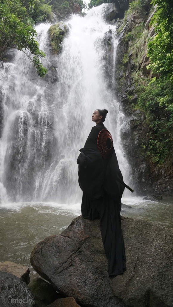 我的摄影——女侠下山-4.jpg