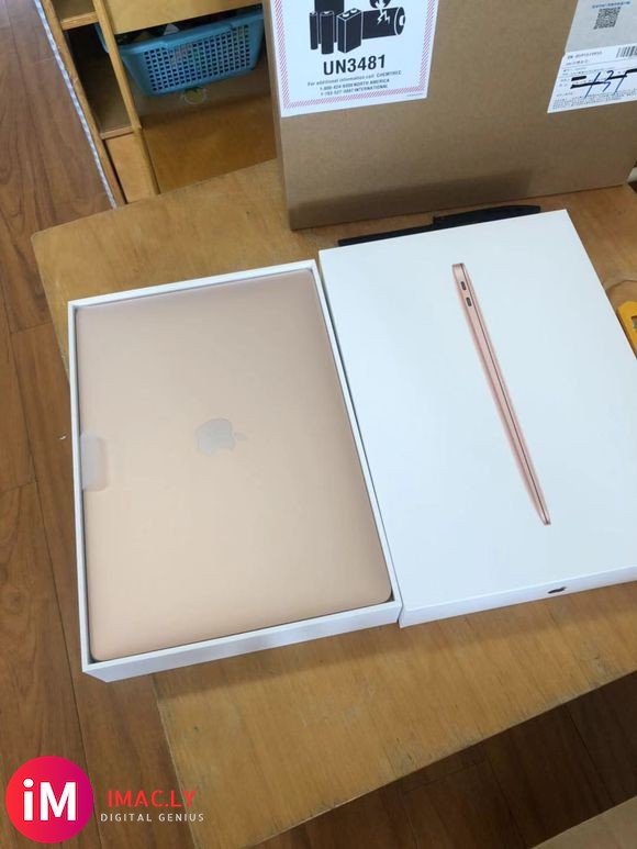 MacBook到底是银色好看还是深空灰好看 我好纠结啊-1.jpg