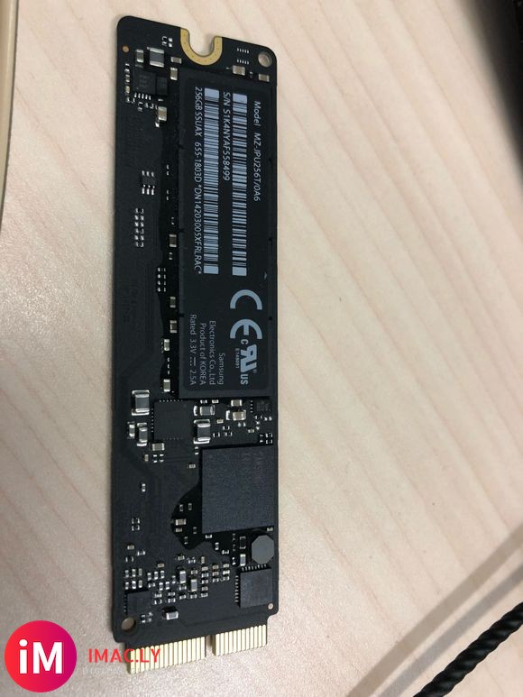 苹果iMac 2013年末款,当时官网定制的256G SSD-1.jpg