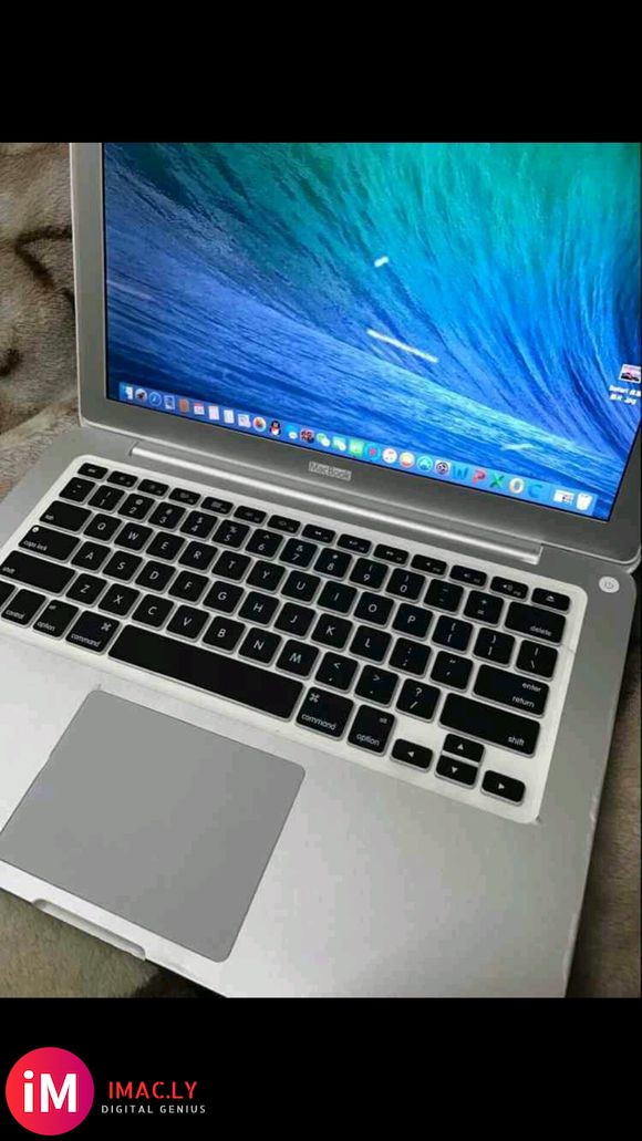 苹果Macbook 374电脑八九成新 平时贴膜 无划痕 保-1.jpg