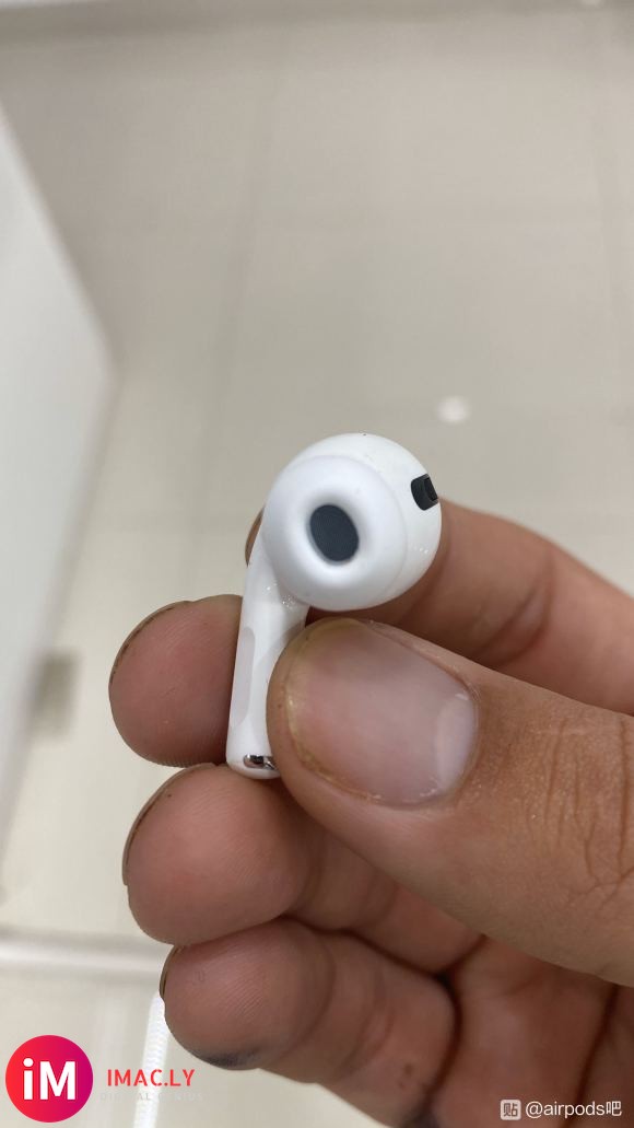 过来这里取耳机,Airpods Pro坏了右耳机,保修期内直-2.jpg