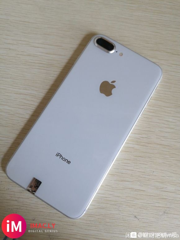 出个iPhone 8 Plus银色 美版 256g  指纹不-1.jpg