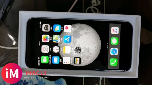 iphonese2,64G银色,激活一周内。配件都未拆封。带-1.jpg