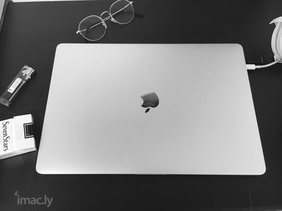 2018Macbookpro 15寸-1.jpg