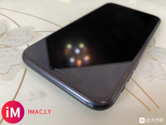 出自用iphone xr 一部,美版无锁三网通64g 无拆机-4.jpg