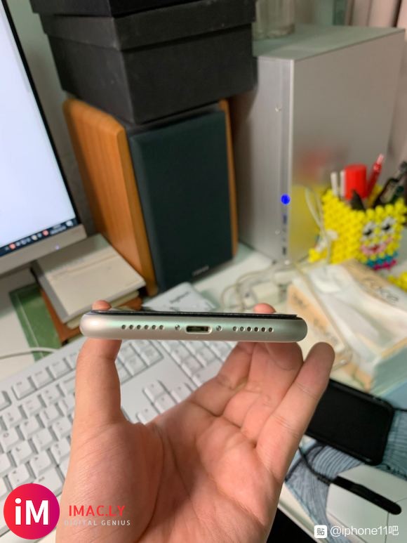 iPhone 11  国行 带发票 白色 128G 去年11-5.jpg