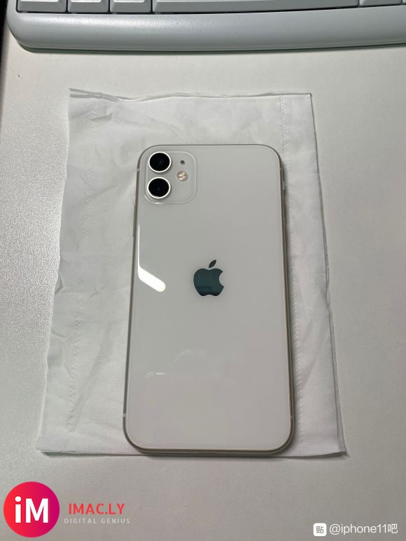 iPhone 11  国行 带发票 白色 128G 去年11-1.jpg