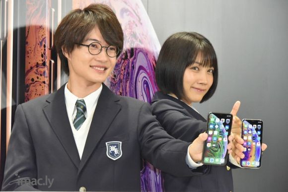 「iPhone XS/iPhone XS Max発売イベント」松本穂香╳神木隆之介-1.jpg