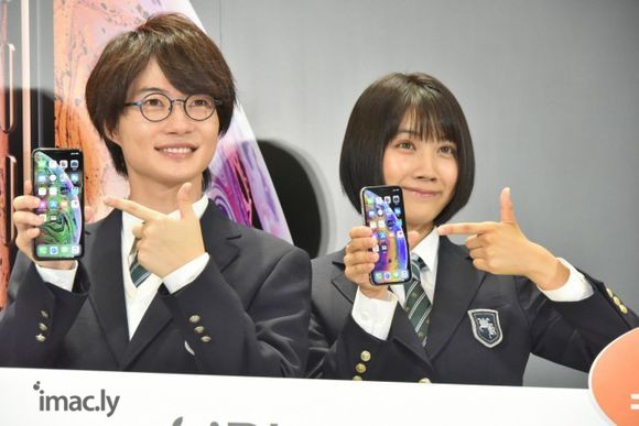 「iPhone XS/iPhone XS Max発売イベント」松本穂香╳神木隆之介-2.jpg