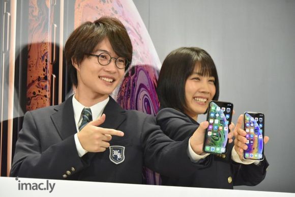 「iPhone XS/iPhone XS Max発売イベント」松本穂香╳神木隆之介-3.jpg