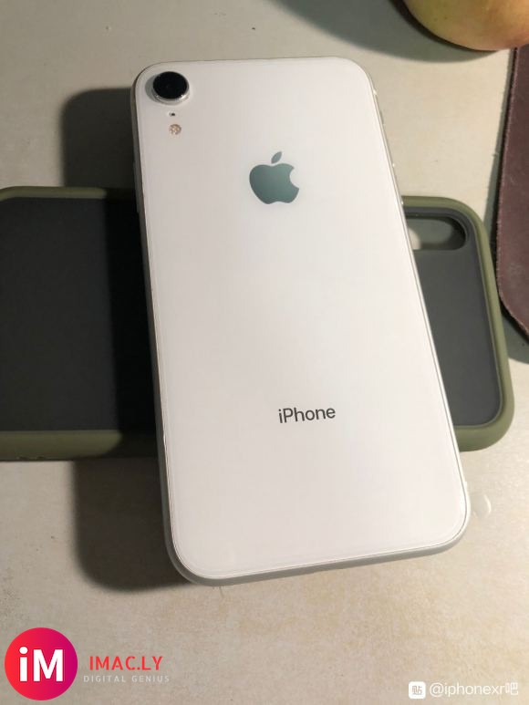 转让 iphone XR 64G 白色 国行-1.jpg