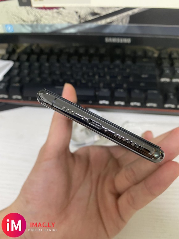 入手了台二手的iphonexsmax256G黑色-3.jpg