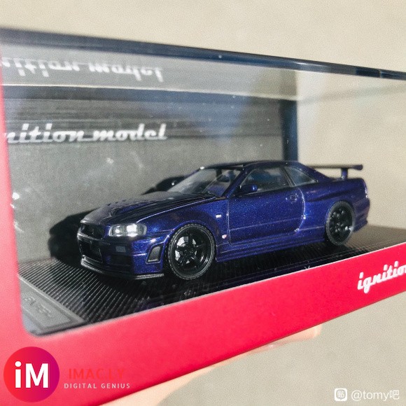 Ignition Model 1/64 Skyline R34-1.jpg