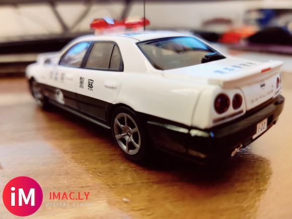 1/43 日产skyline  25 GT-t (ER34)-6.jpg