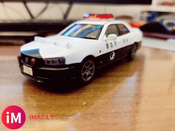 1/43 日产skyline  25 GT-t (ER34)-8.jpg