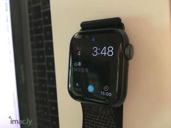 AppleWatchS4 40mmGPS黑色回环表带-2.jpg