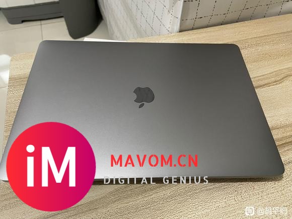 有人需要电脑吗闲置用不到了转手18年的MacBook pro-3.jpg